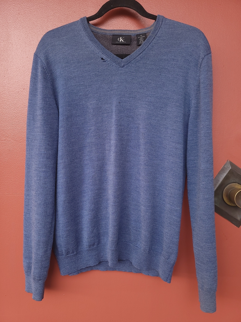 Calvin Klein CK 100% Extra Fine Merino Wool V-Neck Sweater Blue Men's M